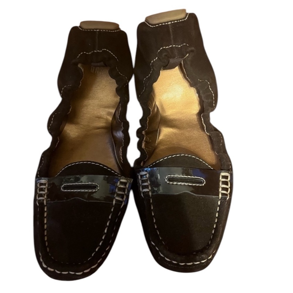 Brand new Gap leather flat moccasins size 8